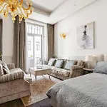Basilica View Prime Apartment With Free Parking